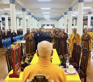 Phái đoàn Tăng Ni, Phật tử Hải Phòng cúng dàng trường hạ Trúc Lâm Thiên Trường