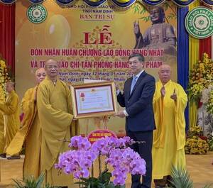 Phật giáo tỉnh Nam Định đón nhận Huân chương Lao động hạng Nhất lần thứ hai và trao Giáo chỉ tấn phong hàng giáo phẩm