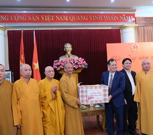 Nam Định: Ban Trị sự Phật giáo tỉnh chúc Tết các cấp chính quyền