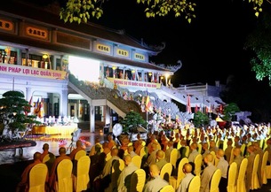 Trường hạ Trúc Lâm Thiên Trường tổ chức lễ cầu siêu, tưởng niệm và trao quà từ thiện nhân dịp ngày Thương binh liệt sĩ