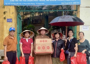 Nam Định: Hội Từ thiện chùa Vọng Cung trao tặng quà Trung Thu