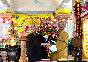 Nam Định: Lãnh đạo Phật giáo tỉnh đi thăm một số trường hạ