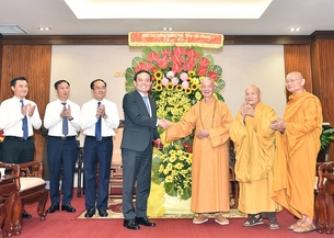 Phó Thủ tướng Trần Lưu Quang chúc mừng mùa Vu Lan tại TPHCM