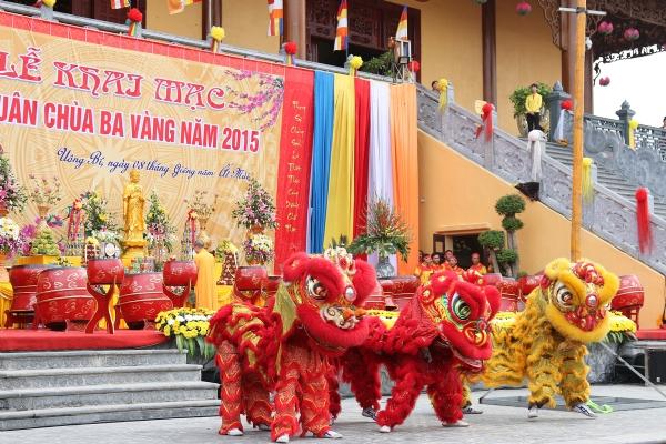 Tưng Bừng Lễ Khai Mạc Hội Xuân Chùa Ba Vàng Ất Mùi 2015