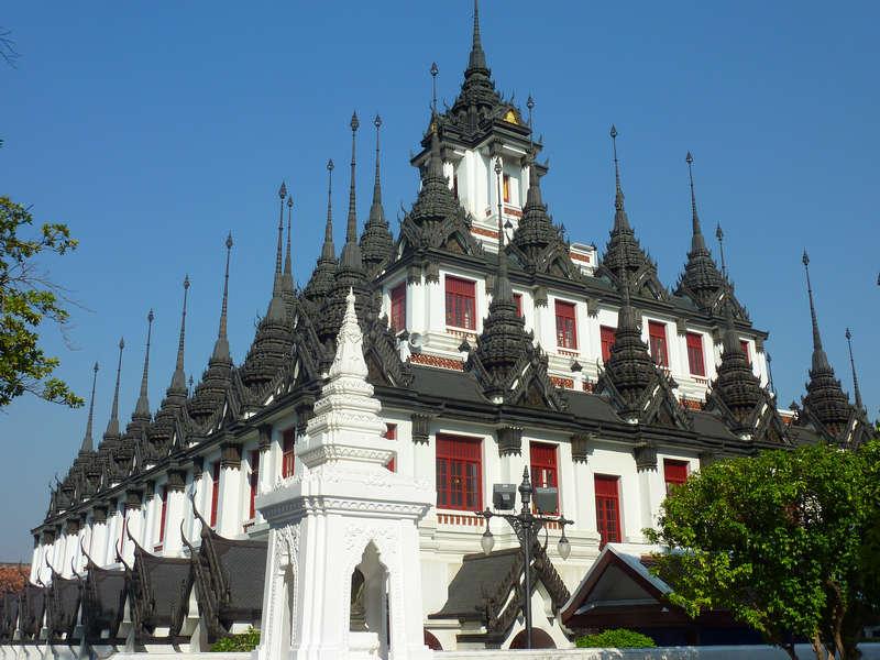 Wat-Ratchanadda-Slide.jpg