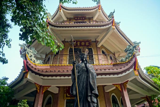 Chùa Một Cột hơn 50 năm tuổi ở Sài Gòn