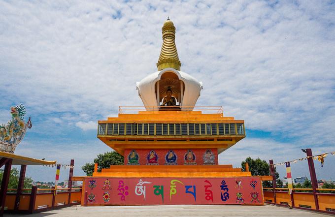 Chùa Tây Tạng có bức tượng Phật bằng tóc người lớn nhất Việt Nam