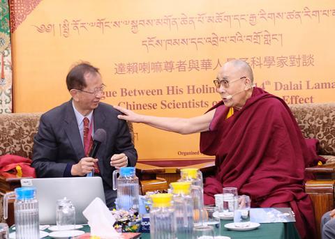 dalai Lama vs Lee.jpg