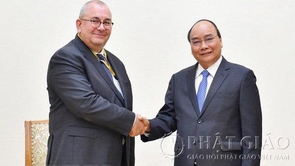 Thủ tướng Việt Nam Nguyễn Xuân Phúc (phải) và Đại sứ Belgian Paul Jansen PM Nguyen Xuan Phuc (right) and Belgian Ambassador to Vietnam, Paul Jansen. (Photo VNA)