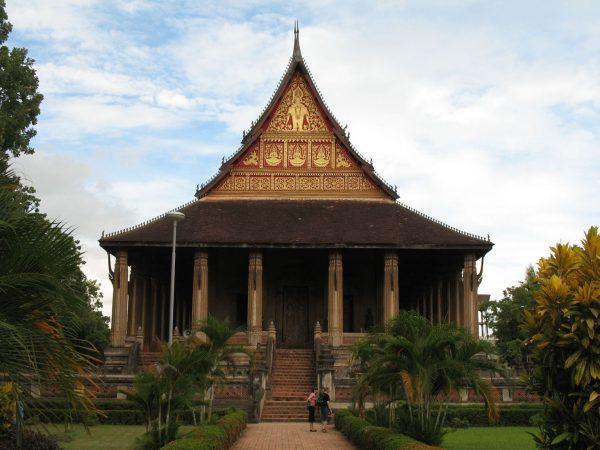Chùa Phra Keo tọa lạc tại thủ đô Viêng Chăn, được vua Sai Setthathirat cho xây dựng vào năm 1565.