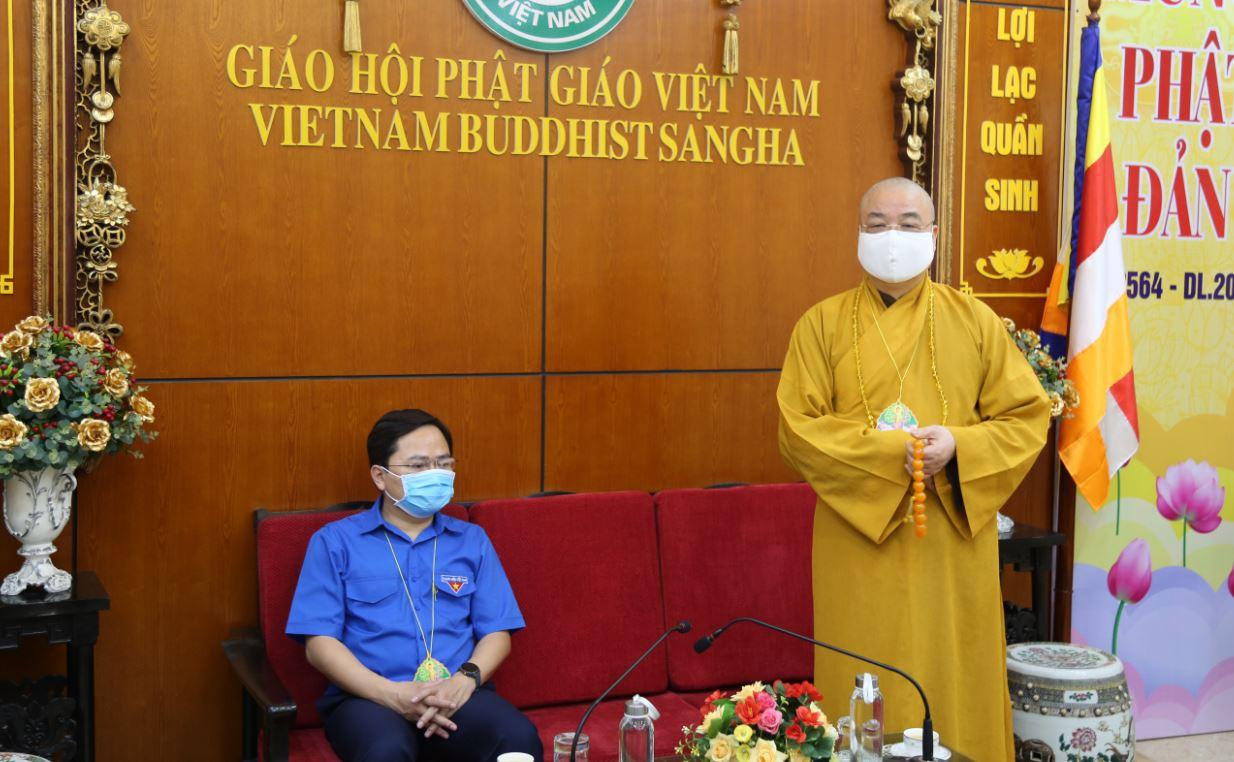 Hòa thượng Thích Thanh Nhiễu, Phó Chủ tịch Thường trực Hội đồng Trị sự Giáo hội Phật giáo Việt Nam phát biểu.