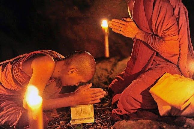 Cả thầy và trò, trò và thầy là những hành giả an lạc và giải thoát có khả năng bảo hộ, duy trì và phát triển đạo Phật ở hiện tại cũng như ở tương lai, và có khả năng đưa đạo Phật đi về tương lai một cách xán lạn và huy hoàng trên khắp thế gian này.