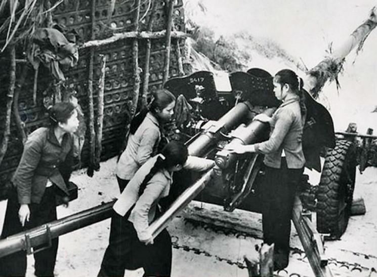 Nữ pháo binh Việt Nam bắn cháy tàu chiến của quân đội Mỹ