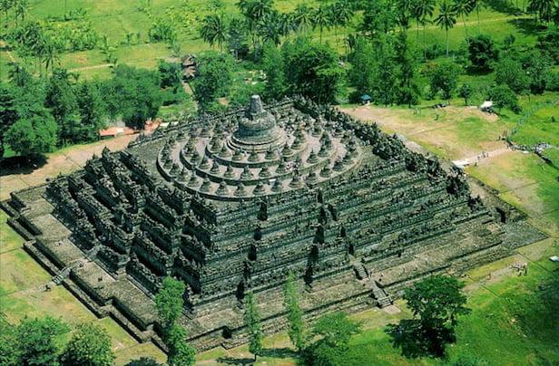 Thanh-dia-Phat-giao-Borobudur-Indonesia-1