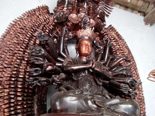 Bức tượng Quan Âm tại chùa Mễ Sở là bức tượng đạt nhiều kỉ lục tại Việt Nam.