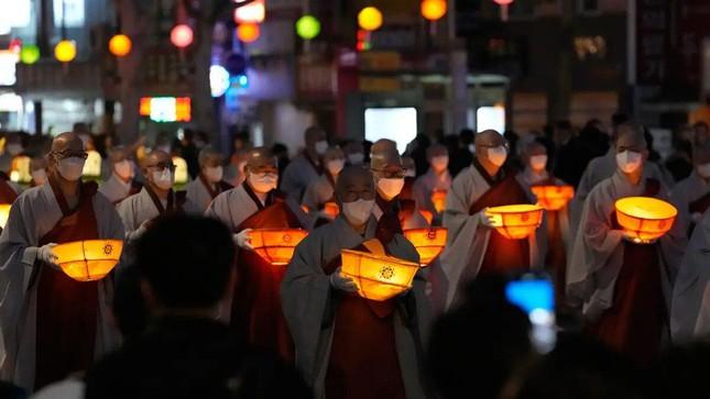 Hàn Quốc: Lễ hội đèn lồng để kỷ niệm ngày Đản sinh của Đức Phật ảnh 2