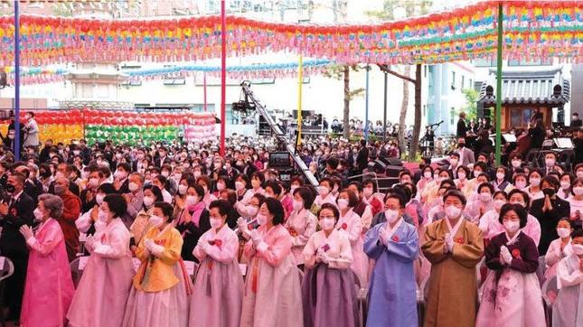 Hàn Quốc: Lễ hội đèn lồng để kỷ niệm ngày Đản sinh của Đức Phật ảnh 3