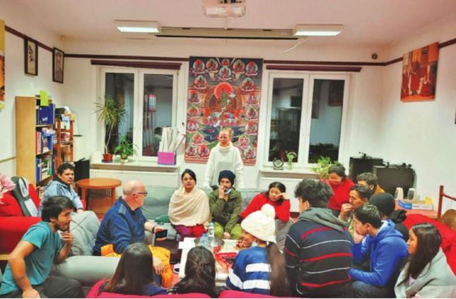 Ba Lan: Trung tâm Phật giáo trở thành nơi nương tựa cho người tị nạn ảnh 1