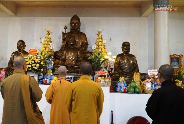 Đức Quyền Pháp chủ GHPGVN thăm Tăng Ni, Phật tử Nam Định ảnh 6
