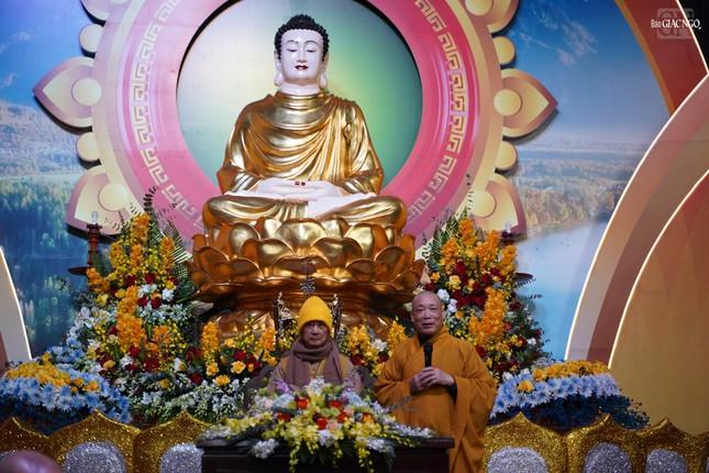 Đức Pháp chủ GHPGVN quang lâm dự lễ Phật thành đạo, kỷ niệm thành lập đạo tràng Pháp Hoa (miền Bắc) ảnh 9
