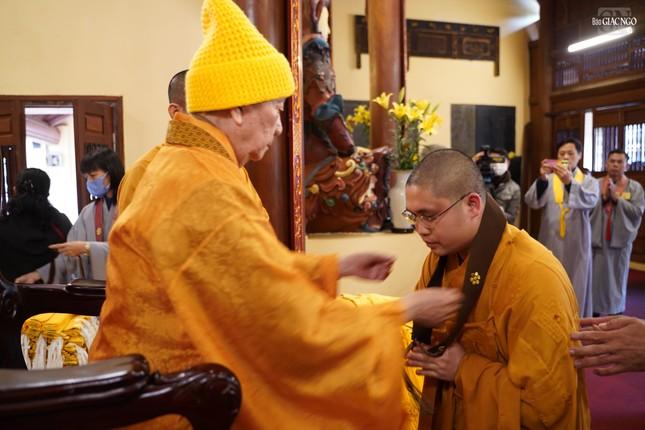 Đức Pháp chủ GHPGVN quang lâm dự lễ Phật thành đạo, kỷ niệm thành lập đạo tràng Pháp Hoa (miền Bắc) ảnh 10