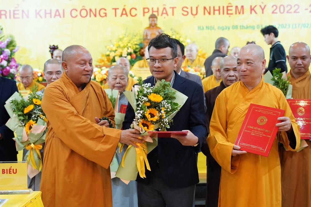 Cư sĩ Thiện Đức - Trưởng Ban Biên tập Cổng thông tin Phật giáo Việt Nam được bổ nhiệm làm uỷ viên thường trực Ban Thông tin Truyền thông TƯ GHPGVN.