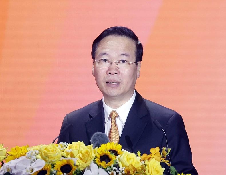 Chủ tịch nước dự Lễ kỷ niệm 60 năm Bác Hồ về thăm Đảng bộ và nhân dân tỉnh Nam Định ảnh 1