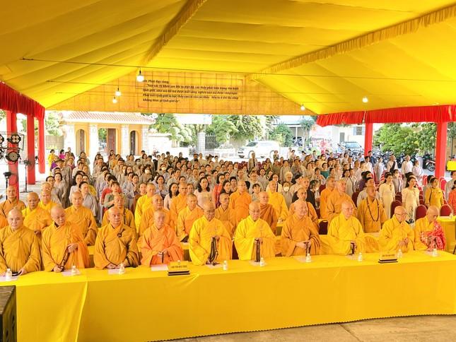 Bình Định: Trang nghiêm Đại lễ Phật đản Phật lịch 2567 tại chùa Tỉnh Hội ảnh 1