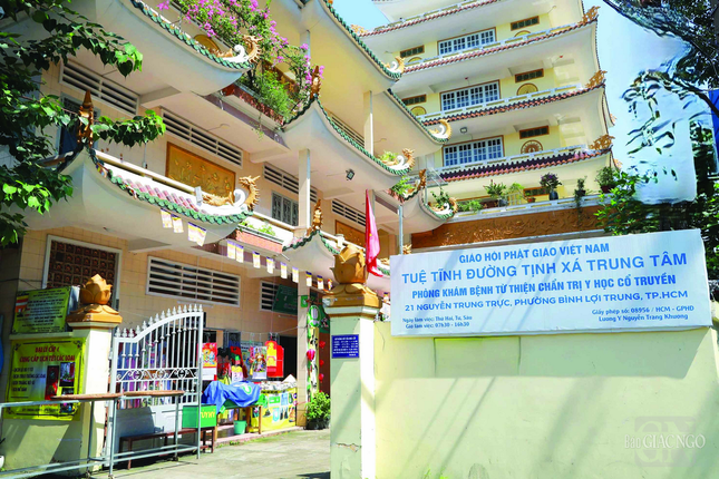 Tuệ Tĩnh đường tịnh xá Trung Tâm (phường Bình Lợi Trung, TP.HCM) Tuệ Tĩnh đường tịnh xá Trung Tâm (phường Bình Lợi Trung, TP.HCM)