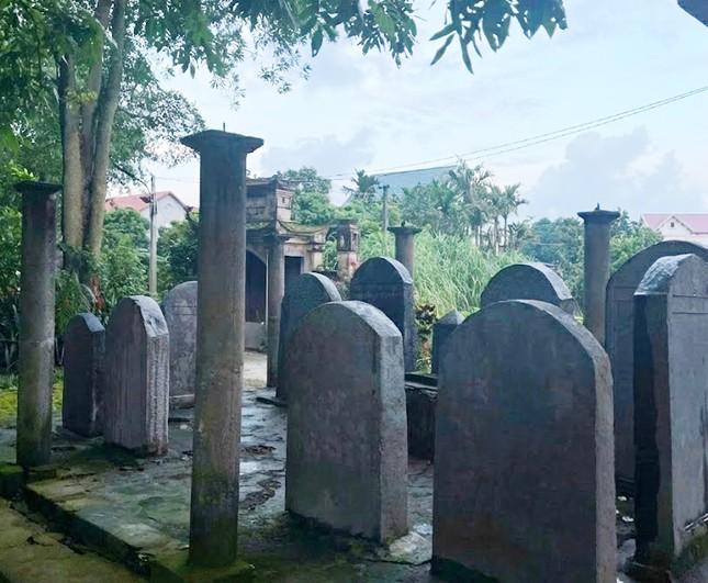 Vườn bia chùa Phúc Quang Vườn bia chùa Phúc Quang