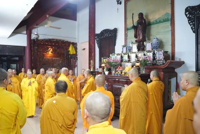 Chư tôn đức bắt đầu khóa huân tu tại thiền viện Quảng Đức Chư tôn đức bắt đầu khóa huân tu tại thiền viện Quảng Đức