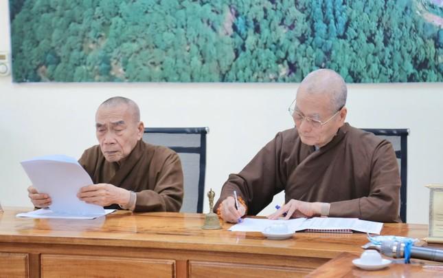 Trưởng lão Hòa thượng Thích Quang Nhuận, Thành viên Hội đồng Chỉ đạo Học viện và Hòa thượng Thích Hải Ấn, Viện trưởng Học viện Trưởng lão Hòa thượng Thích Quang Nhuận, Thành viên Hội đồng Chỉ đạo Học viện và Hòa thượng Thích Hải Ấn, Viện trưởng Học viện