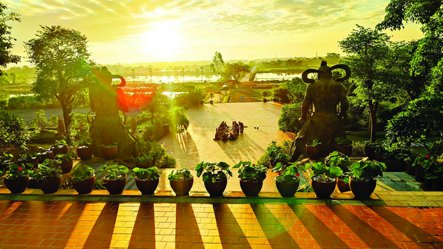 Về chùa - quay về bên trong là xu hướng của nhiều bạn trẻ ngày nay, trước những áp lực của cuộc sống Về chùa - quay về bên trong là xu hướng của nhiều bạn trẻ ngày nay, trước những áp lực của cuộc sống