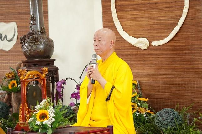 Hòa thượng Thích Thái Hòa ban đạo từ Hòa thượng Thích Thái Hòa ban đạo từ