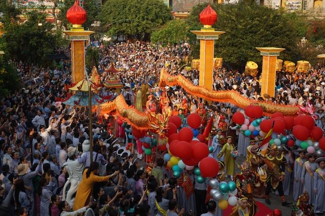 Đông đảo Phật tử, quan khách tham dự Đông đảo Phật tử, quan khách tham dự