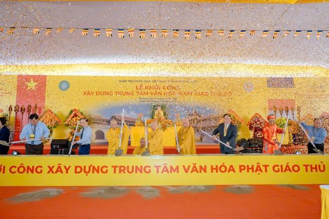 Nghi thức động thổ khởi công xây dựng Trung tâm Văn hóa Phật giáo Thủ đô Nghi thức động thổ khởi công xây dựng Trung tâm Văn hóa Phật giáo Thủ đô