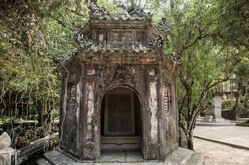 Một khuôn viên Tổ đình Từ Hiếu. Ảnh: Internet
