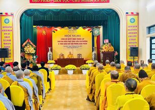 Ban Trị sự GHPGVN tỉnh Ninh Bình công bố quyết định thành lập Ban đại diện Phật giáo liên phường/xã, và trao Giáo chỉ tấn phong