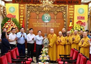 Lãnh đạo Đảng, Nhà nước, Ủy ban Trung ương MTTQVN chúc mừng Giáo hội nhân Đại lễ Phật đản