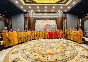 Chủ tịch Hiệp hội Phật giáo Trung Quốc tiếp Trưởng lão Hòa thượng Thích Thiện Nhơn