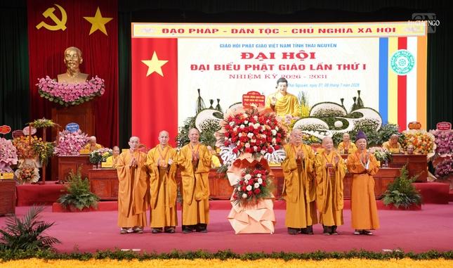 Lãnh đạo Trung ương GHPGVN tặng hoa chúc mừng đại hội Lãnh đạo Trung ương GHPGVN tặng hoa chúc mừng đại hội