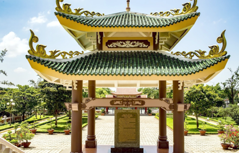 Khu di tích lăng mộ Nguyễn Đình Chiểu tại Khu di tích lăng mộ Nguyễn Đình Chiểu tại